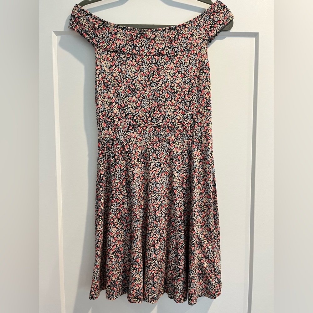 Kimchi Blue Urban Outfitters Floral Off the Shoulder Mini Dress—small